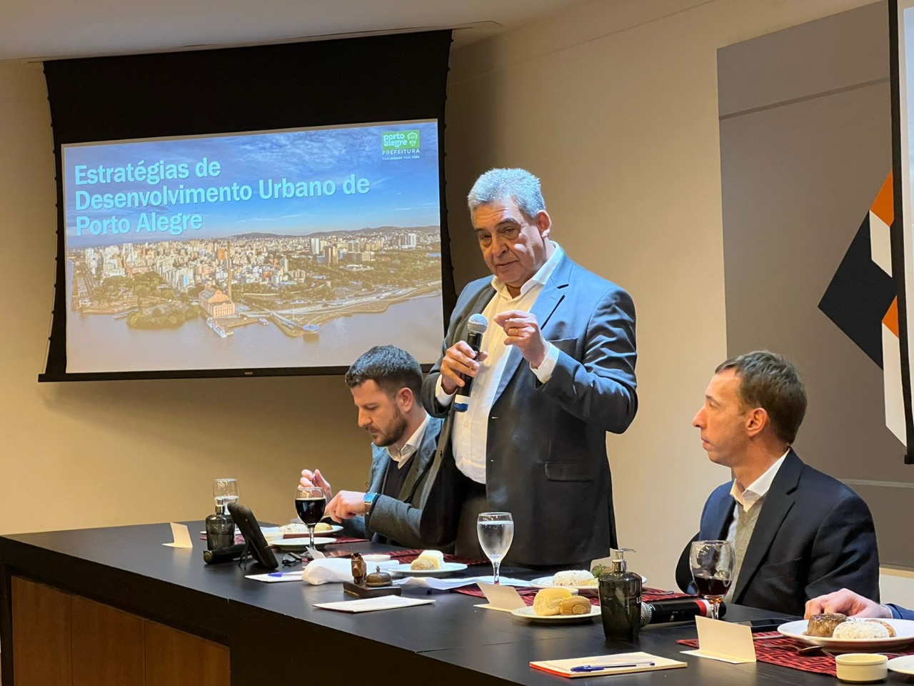Estratégias de Desenvolvimento Urbano na pauta